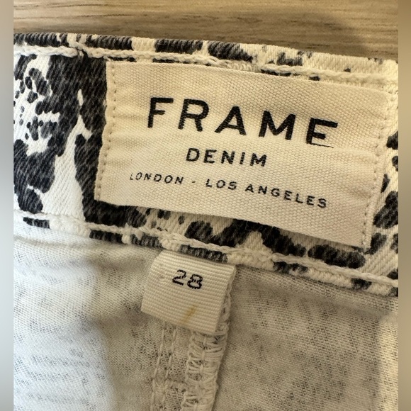 Frame Le Mini Skirt Denim Python Snake Animal Print Grey White Size 28 - Picture 6 of 10